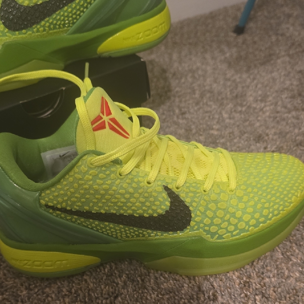 Nike Kobe "Grinch" Sneakers - Box Included/like NEW